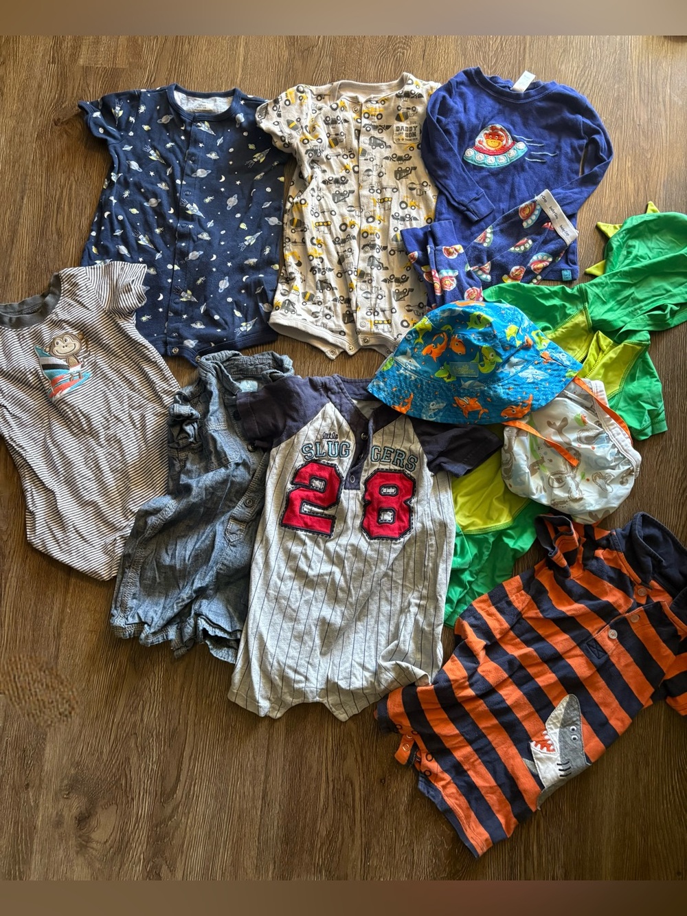 Bundle of baby boy 12-18 month clothes